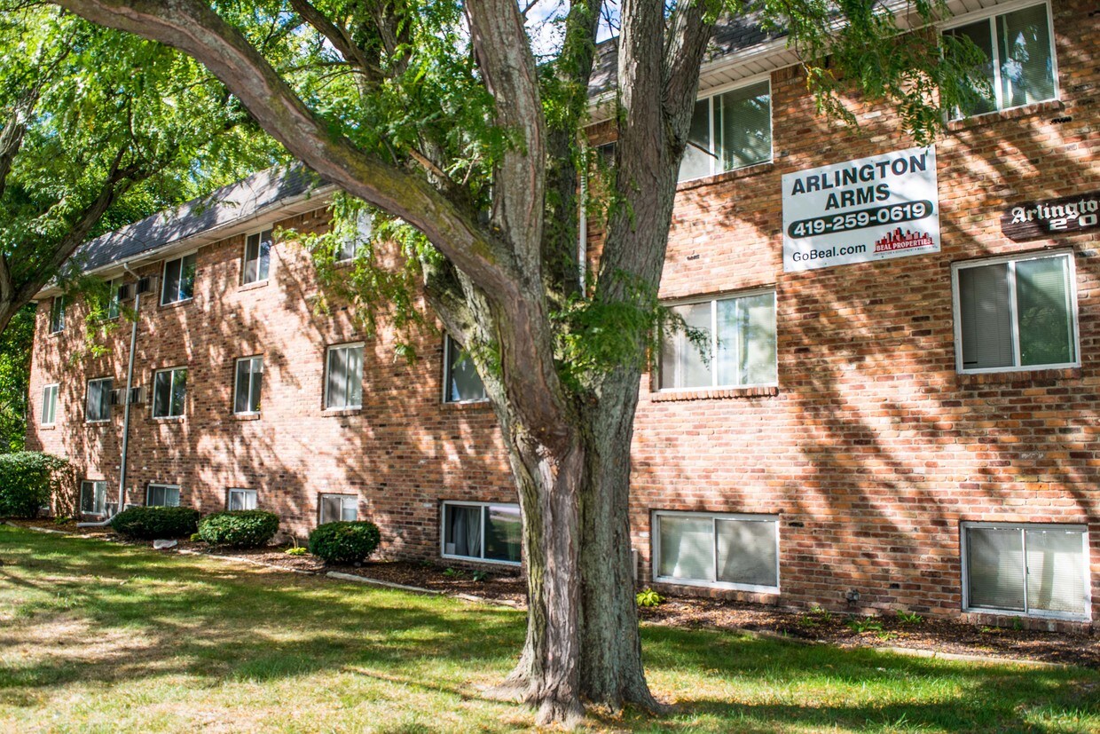 Arlington Arms Apartments Toledo, OH