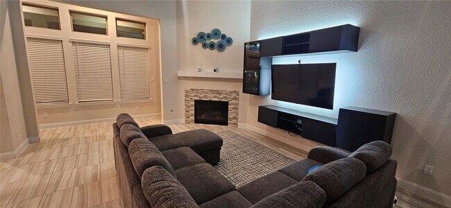 Foto del edificio - 13423 Alpine Mountain Ln