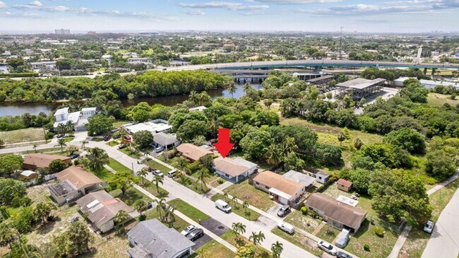 Foto del edificio - 140 NE 5th St