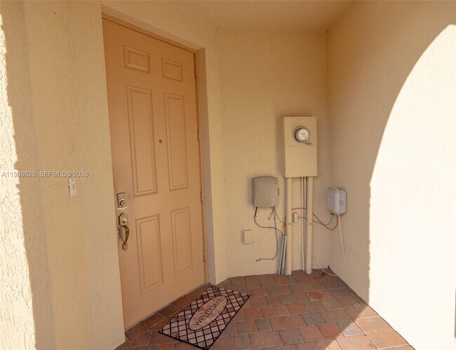 Foto del edificio - 3213 SE 6th St