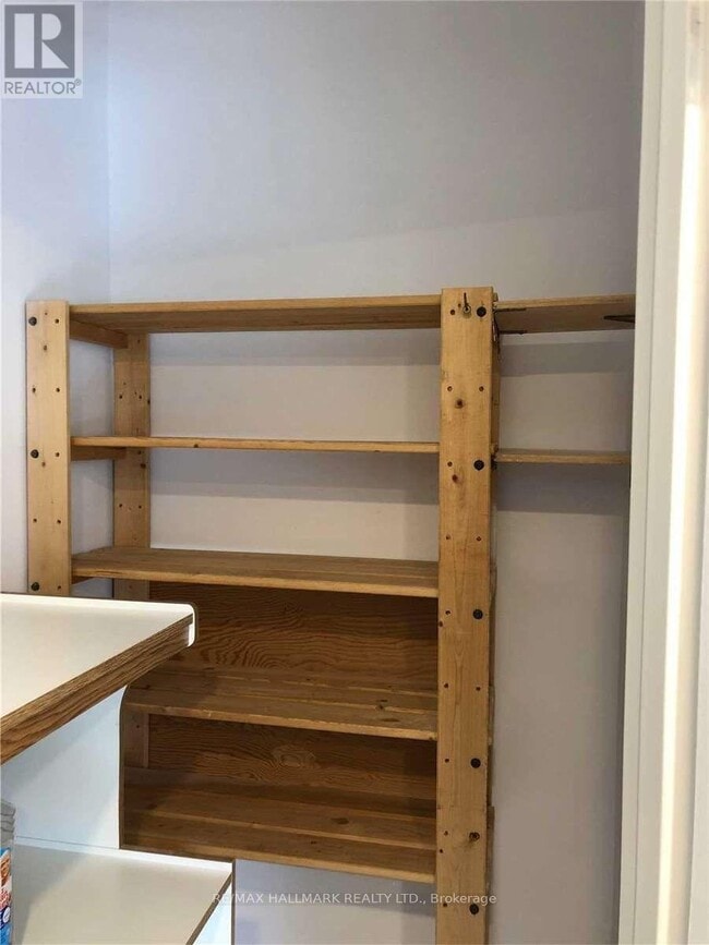 Building Photo - 7440 Bathurst St