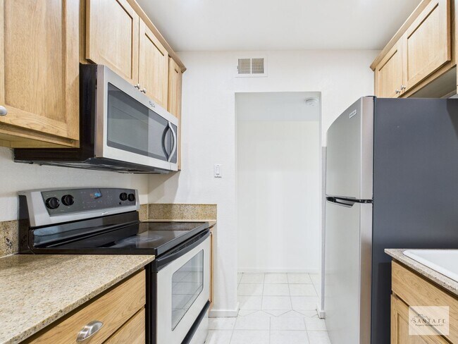 Foto del edificio - 3 Bedroom Condo at the San Mateo Condos