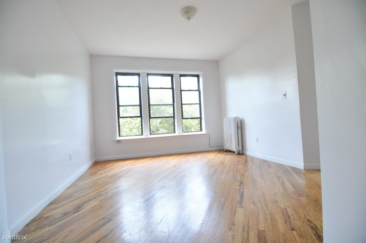 Building Photo - 456 W 152nd St