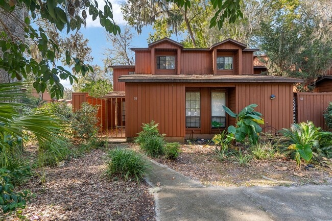 Spacious 3/3 townhome-style condo in Rockwood Villas with washer/dryer - Spacious 3/3 townhome-style condo in Rockwood Villas with washer/dryer