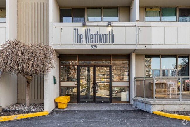 Entrance - Wentworth Arms