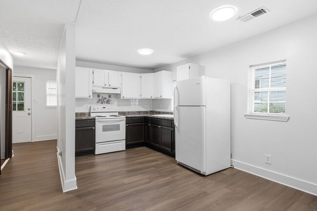 Foto del edificio - Update 3 bedroom 1 bath home for rent.