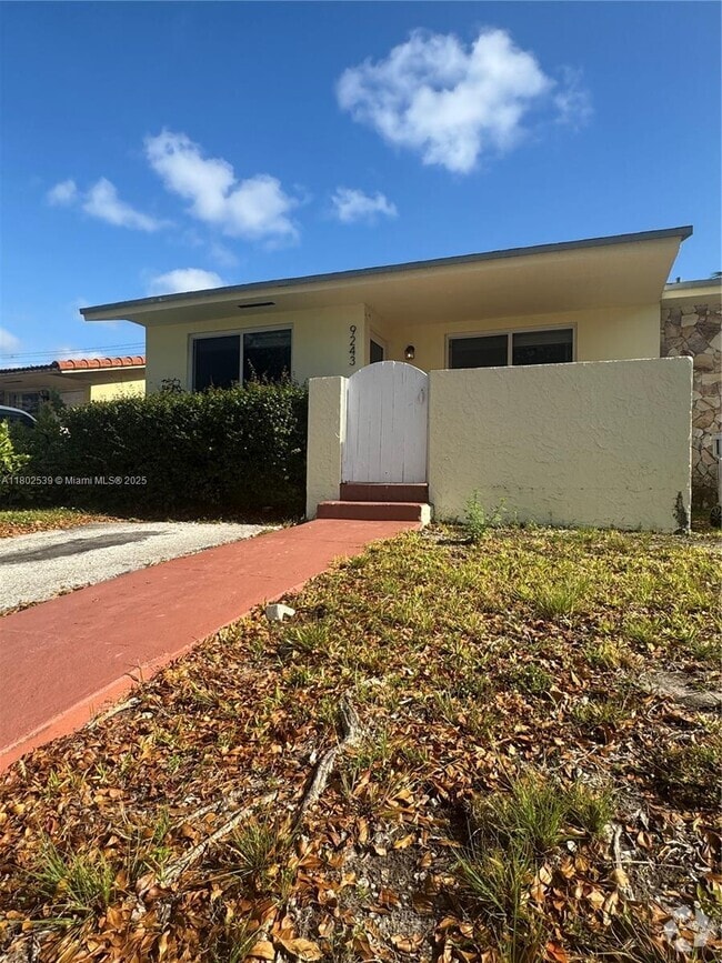 Building Photo - 9241 SW 204th Terrace