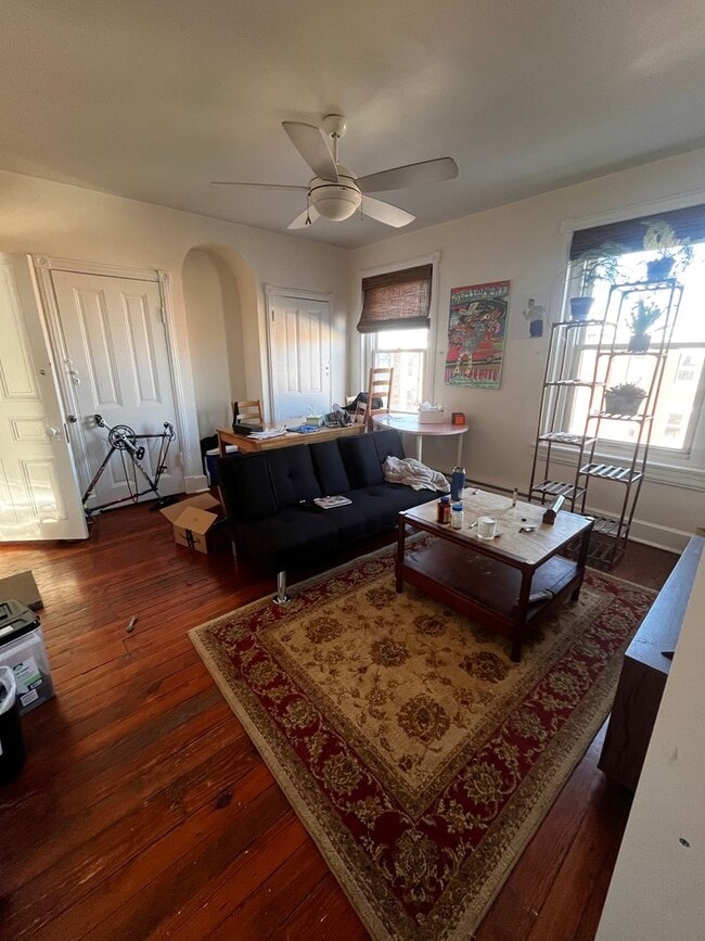 Spacious one bedroom unit in a great locat... - Spacious one bedroom unit in a great locat... Apartment