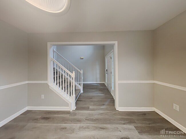 Foto del edificio - 842 Chandler Rd