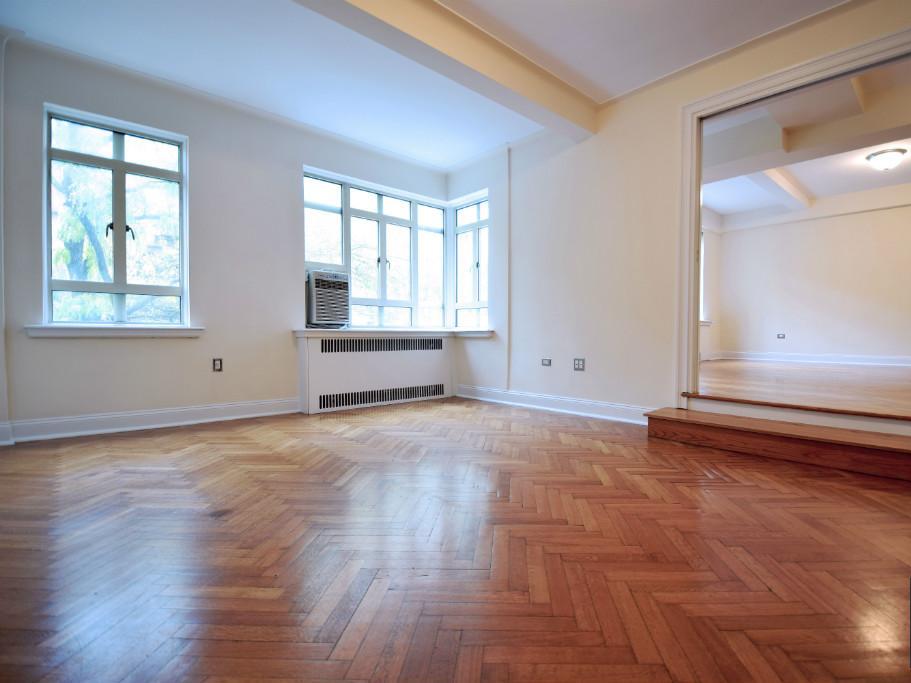 Foto principal - 11 W 74th St