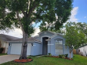 Building Photo - 2011 Cattleman Dr
