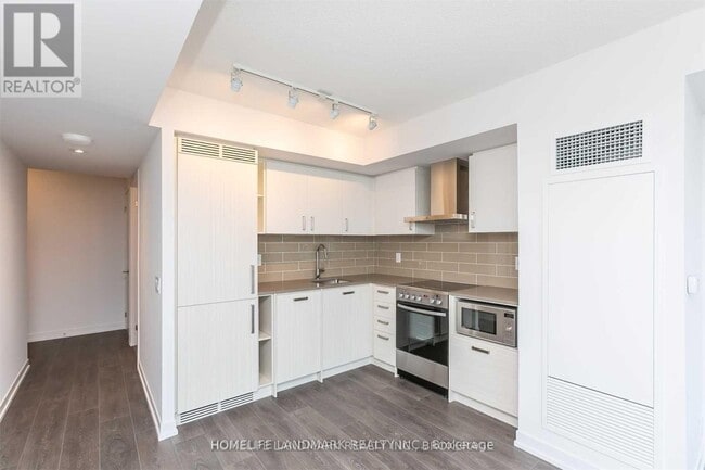 Building Photo - 125 Redpath Ave