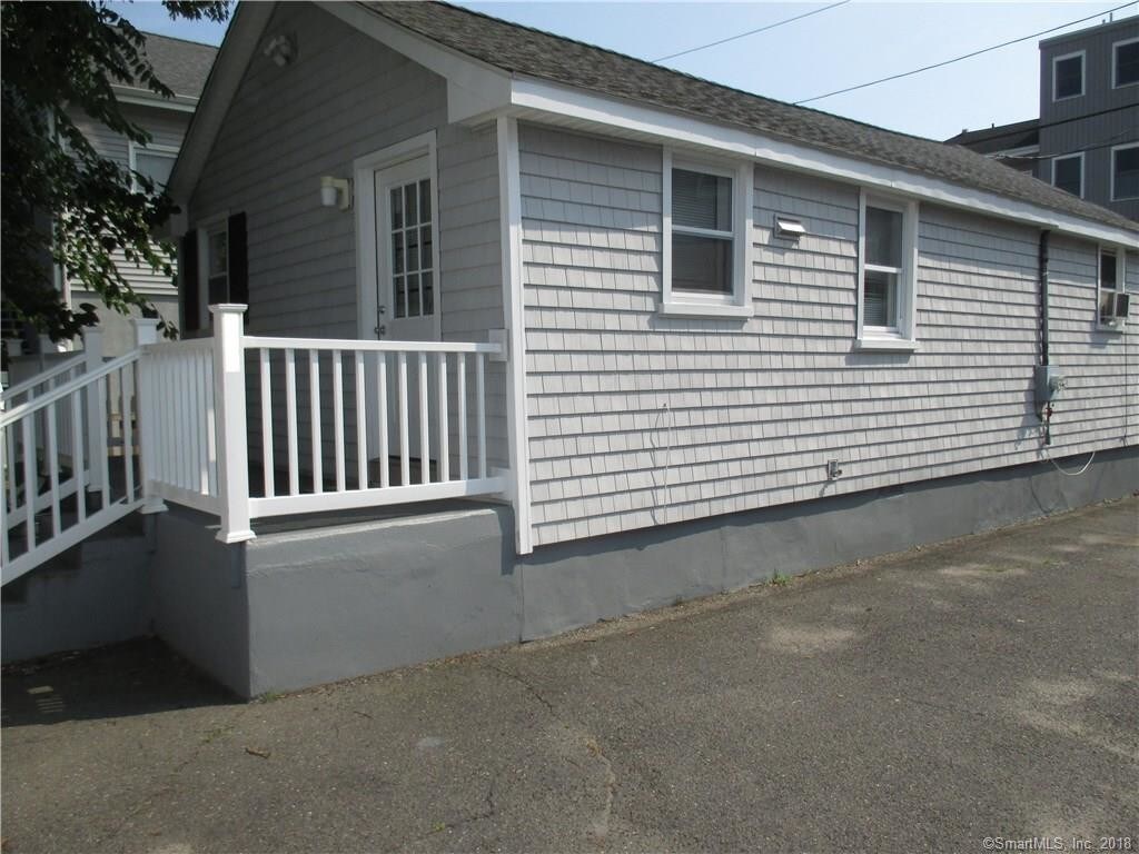 Primary Photo - 148 College Pl