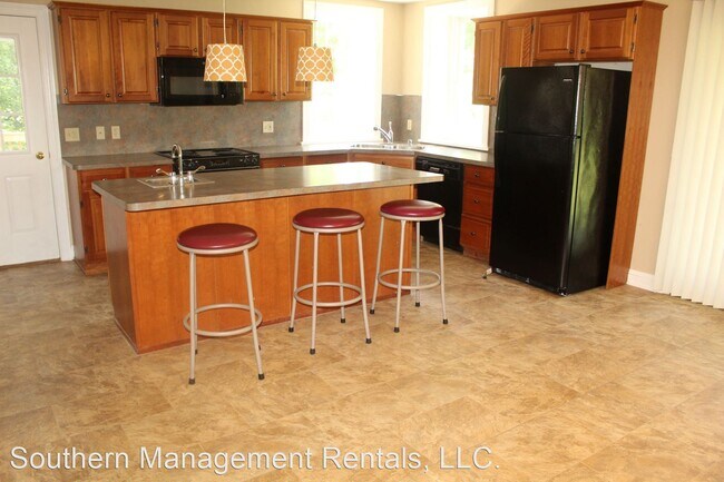 Building Photo - 3 br, 2 bath House - 8219 Lehman Rd.