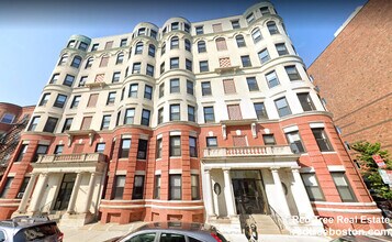 Building Photo - 881 Massachusetts Ave