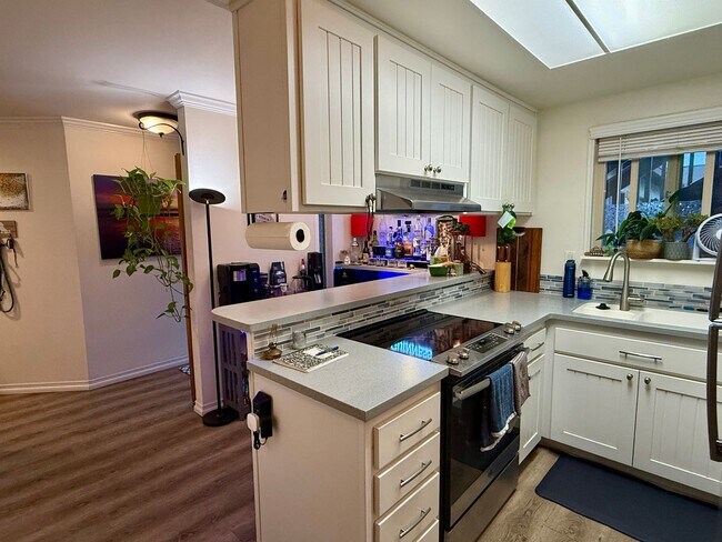 Building Photo - Charming 2 bedroom Condo in Carlsbad Village