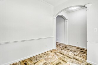 Building Photo - 6015 Wildbriar Ln