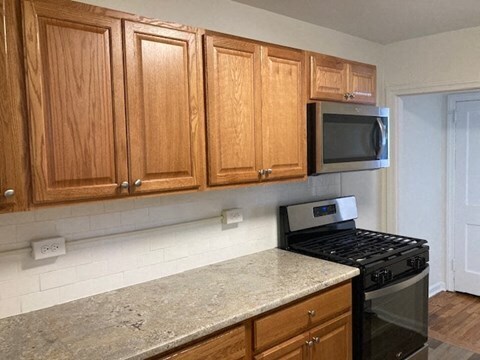 Foto del edificio - 2025 Renovated Apartments in Collingswood ...