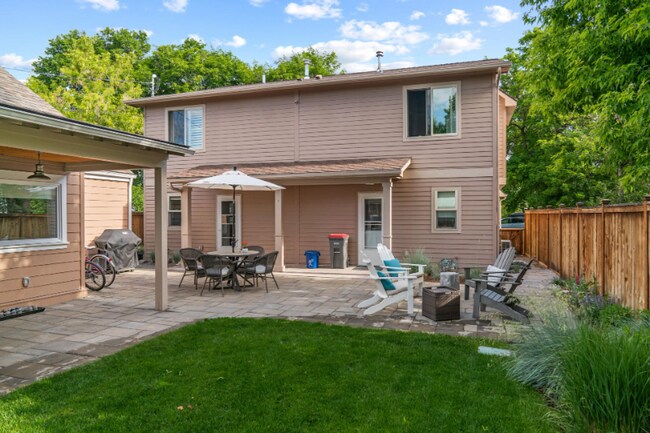 Foto del edificio - 419 S 3rd St W