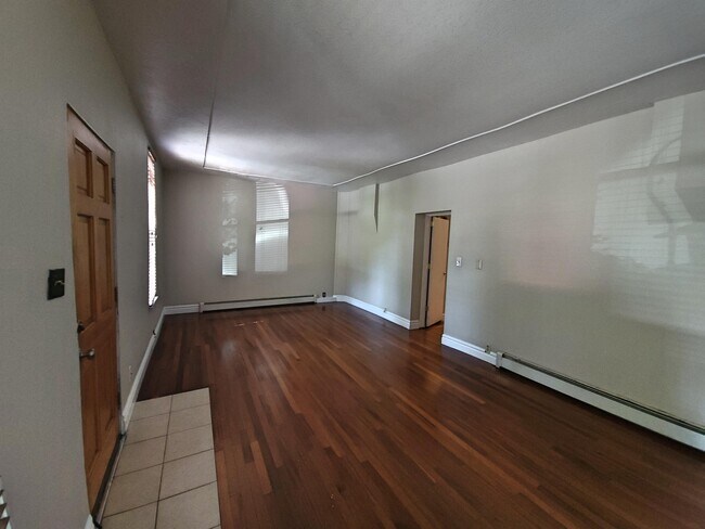 Foto del edificio - 623 E 11th Ave