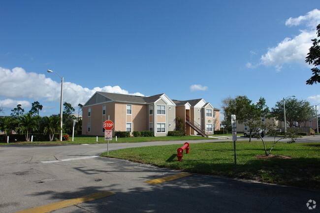 Building Photo - The Lucille Apartments