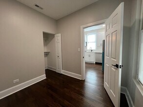 Building Photo - 2249 W Cermak Rd