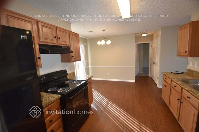 Foto del edificio - 402 Glencroft Dr