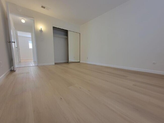 Building Photo - 2 bedroom in Fremont CA 94555