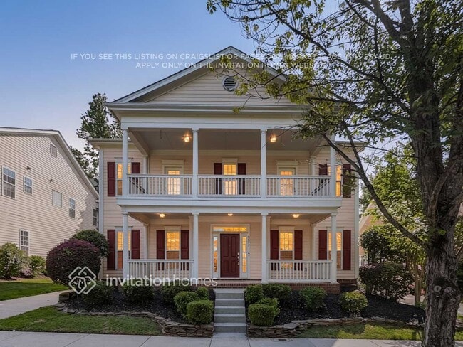 Building Photo - 15527 Barnsbury Dr