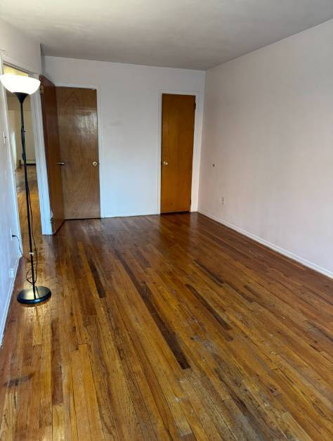 Primary Photo - 142-15 38th Ave