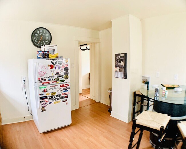 Foto del edificio - MINUTES TO DOWNTOWN FREDERICKSBURG - 2 BEDROOM COTTAGE