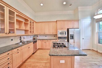 Building Photo - 6335 E Mystic Meadow