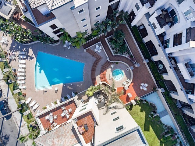 Foto del edificio - 200 CA-1