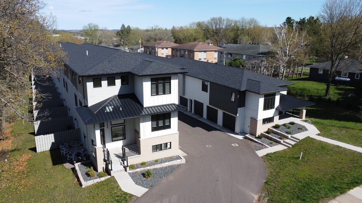 Theodora Rowhomes Apartments in Eau Claire, WI