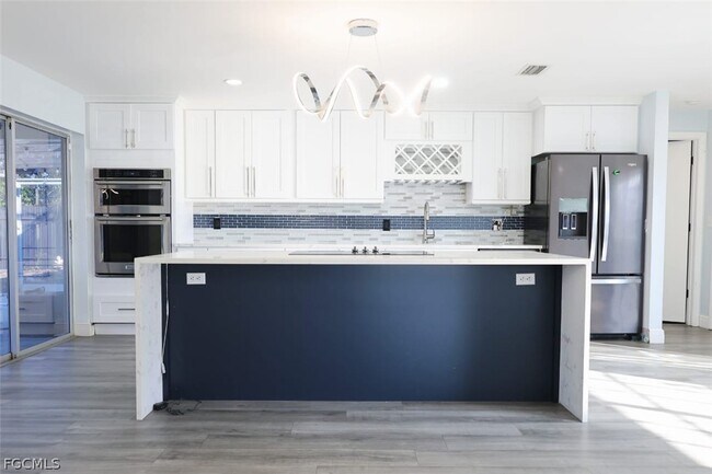 Foto del edificio - 1206 SE 23rd Pl