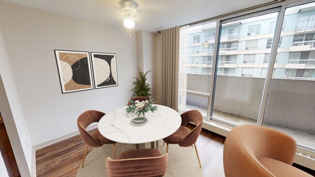 Photo du bâtiment - 121 Agnes Holdings Inc.