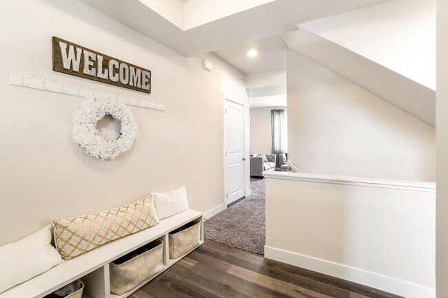 Foto del edificio - New and Modern Home