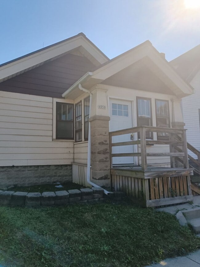 Building Photo - 4058 N 7th St