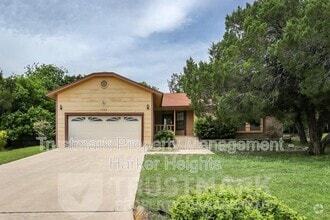 Building Photo - 1505 Spicewood Cir
