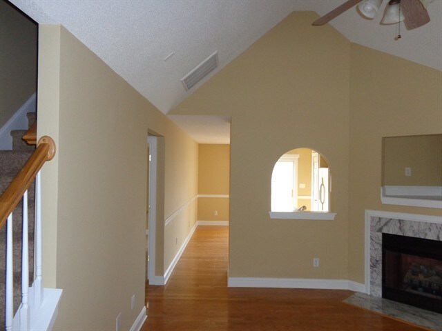 Foto del edificio - 13315 Glencreek Ln