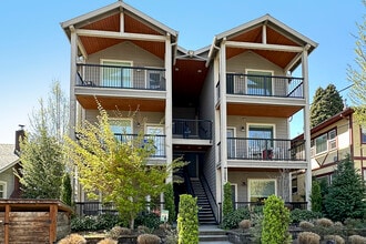 Building Photo - 3963 N Montana Ave