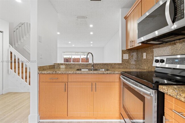 Building Photo - 13925 SW 175th Terrace