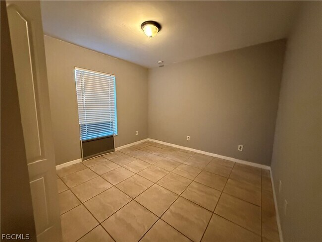 Foto del edificio - 3114 51st St W