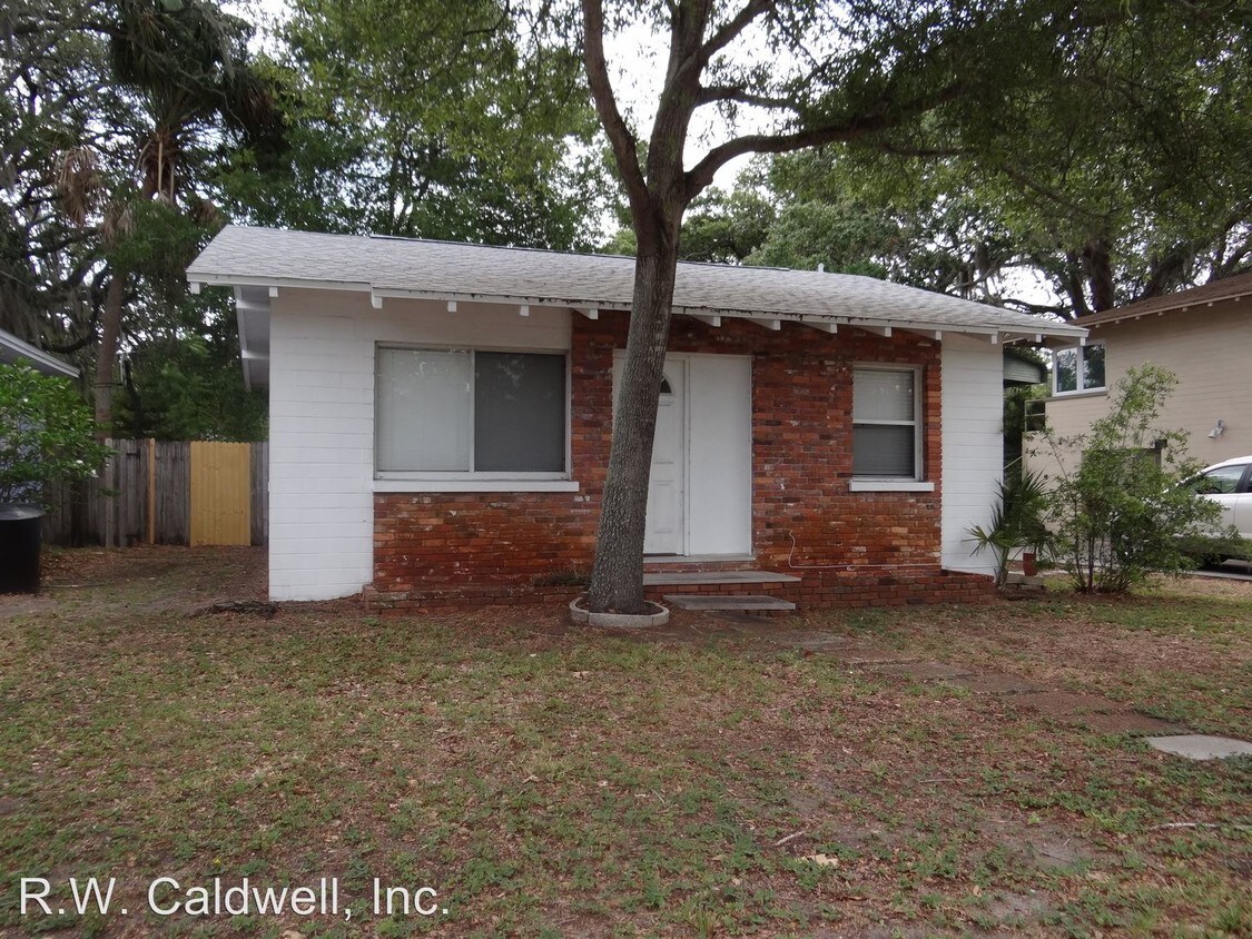 Primary Photo - 2638 49th St S