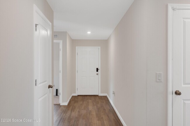 Foto del edificio - 301 Haines Rd SW