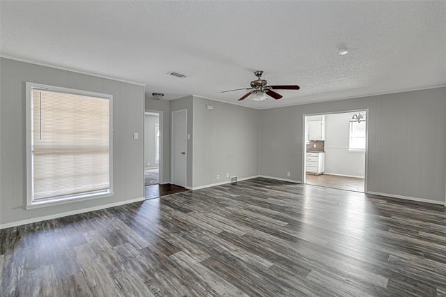 Building Photo - 228 Lester St