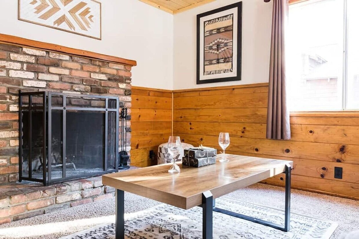 Primary Photo - Cozy Big Bear Cabin- 1 bedroom
