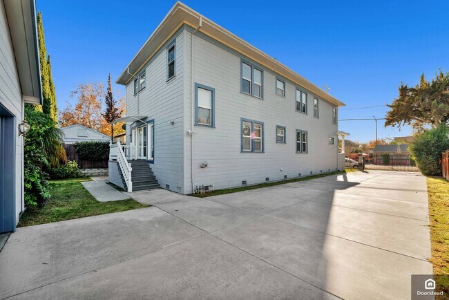 Foto del edificio - 114 N 17th St
