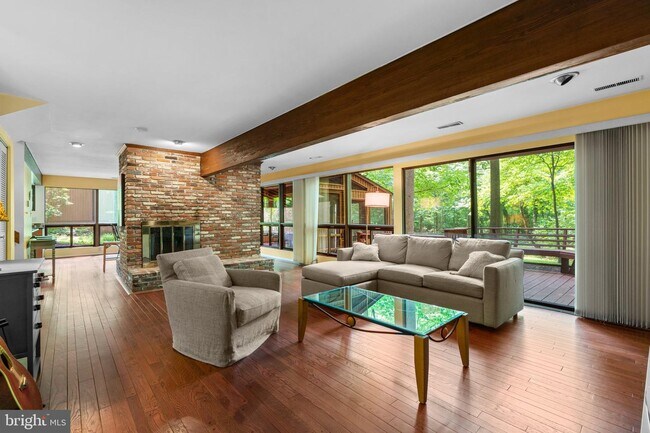 Building Photo - 5515 Hillfall Ct