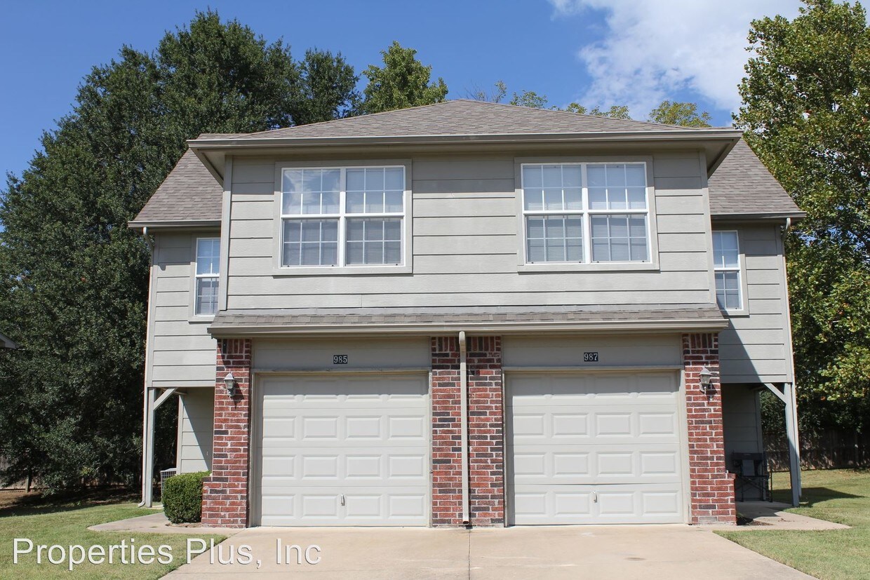 Foto principal - 937-937 River Crossing